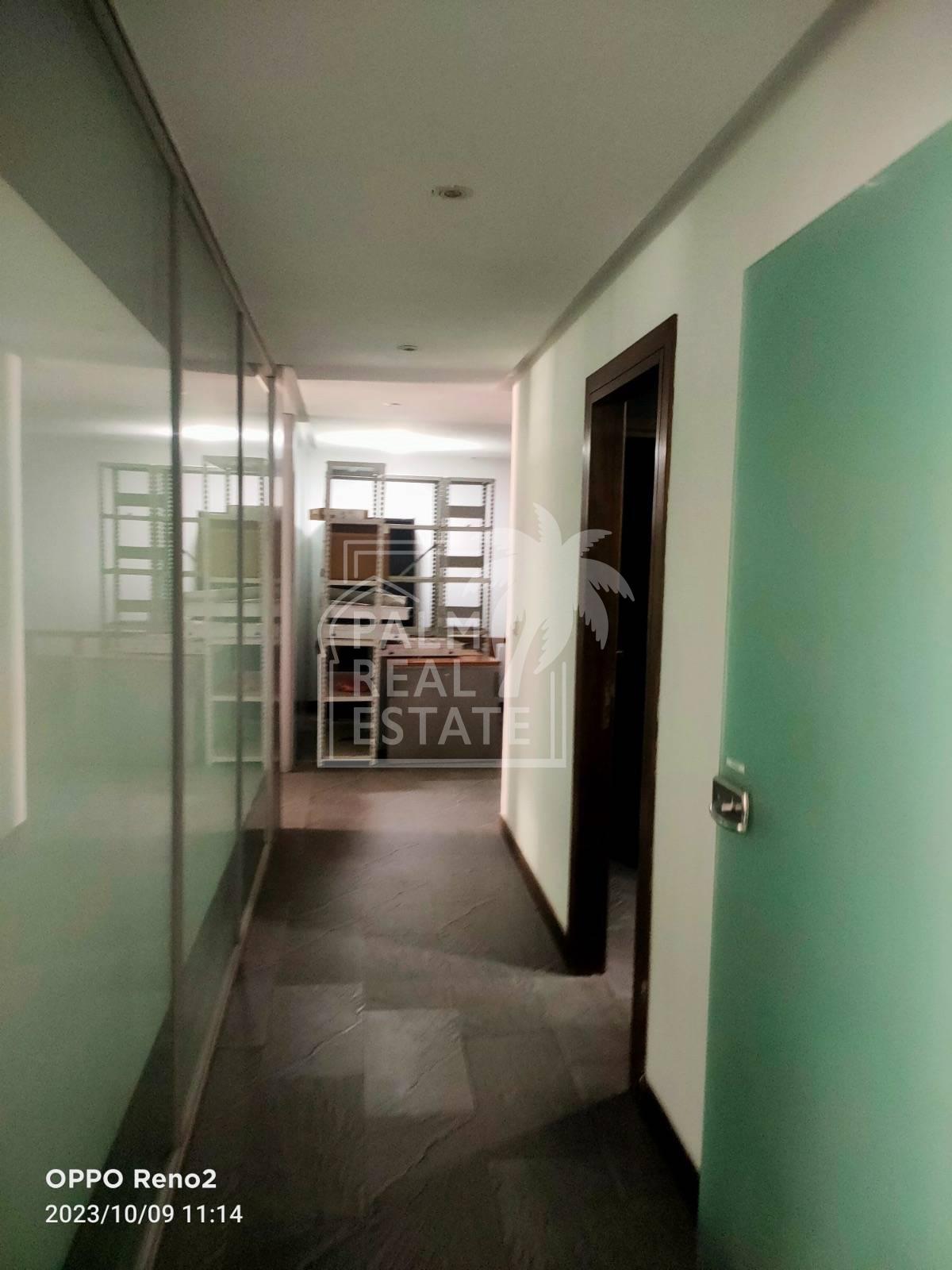 Bureau à vendre – Boulevard Abdelmoumen, Casablanca