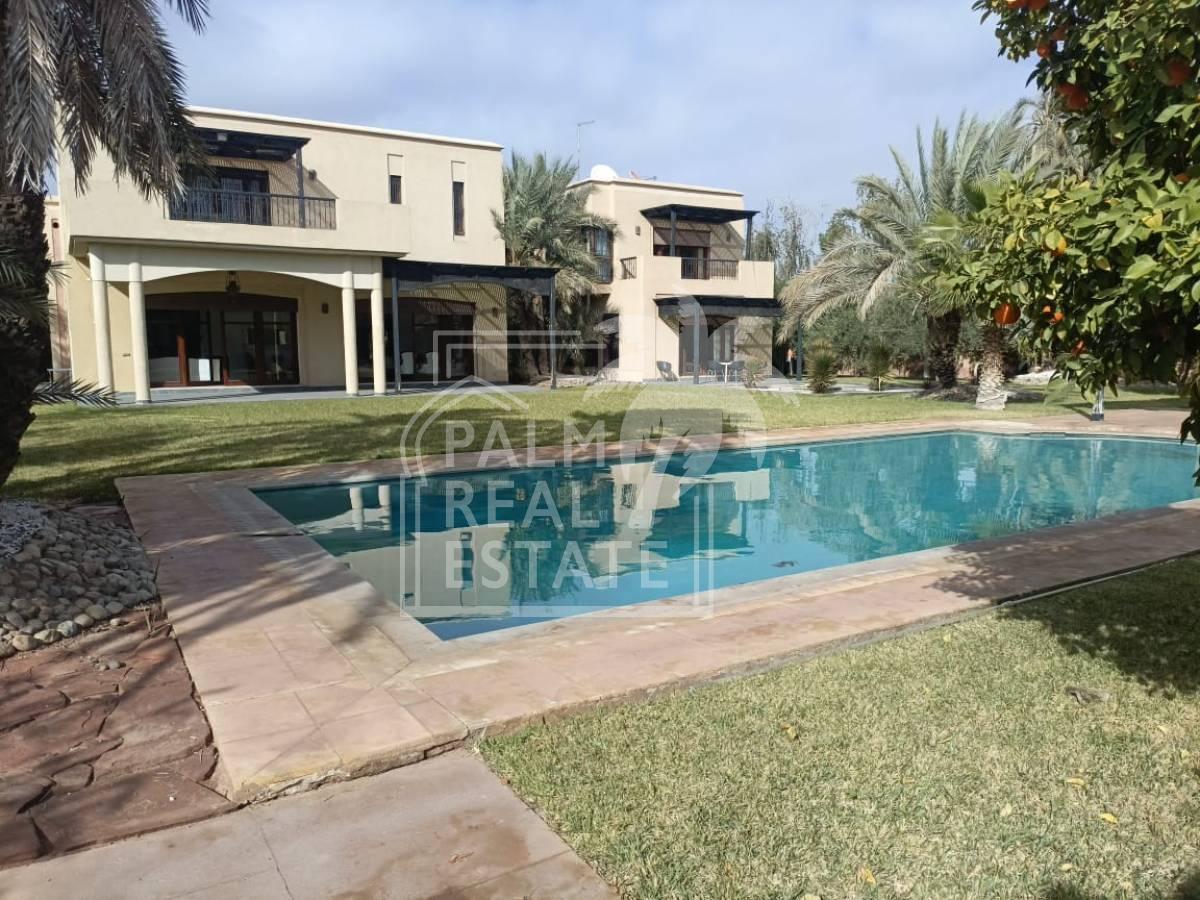 Villa de luxe a vendre a la palmeraie 