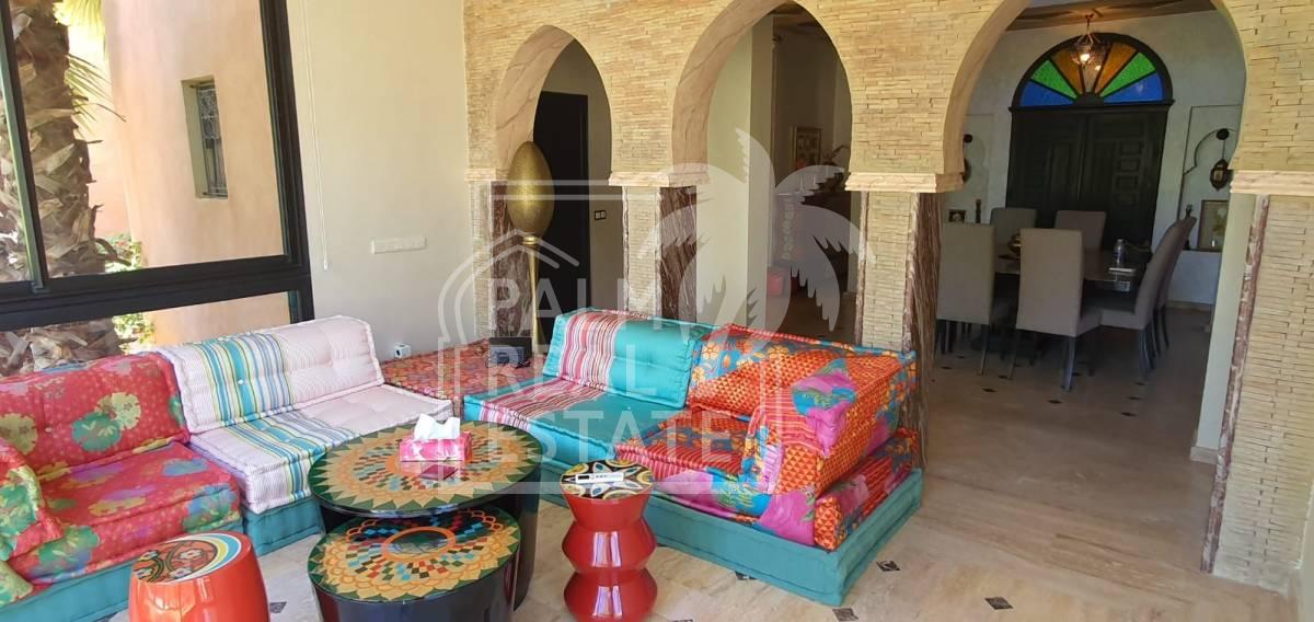 Top affaire vente Villa Riad à vendre – Route de Fès