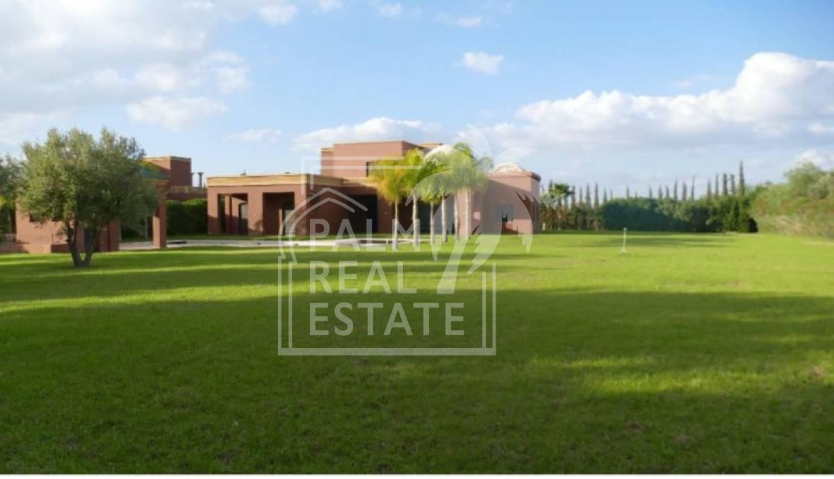 À Vendre – affaire exceptionnelle de 2 Villas de Luxe sur 1 Hectare