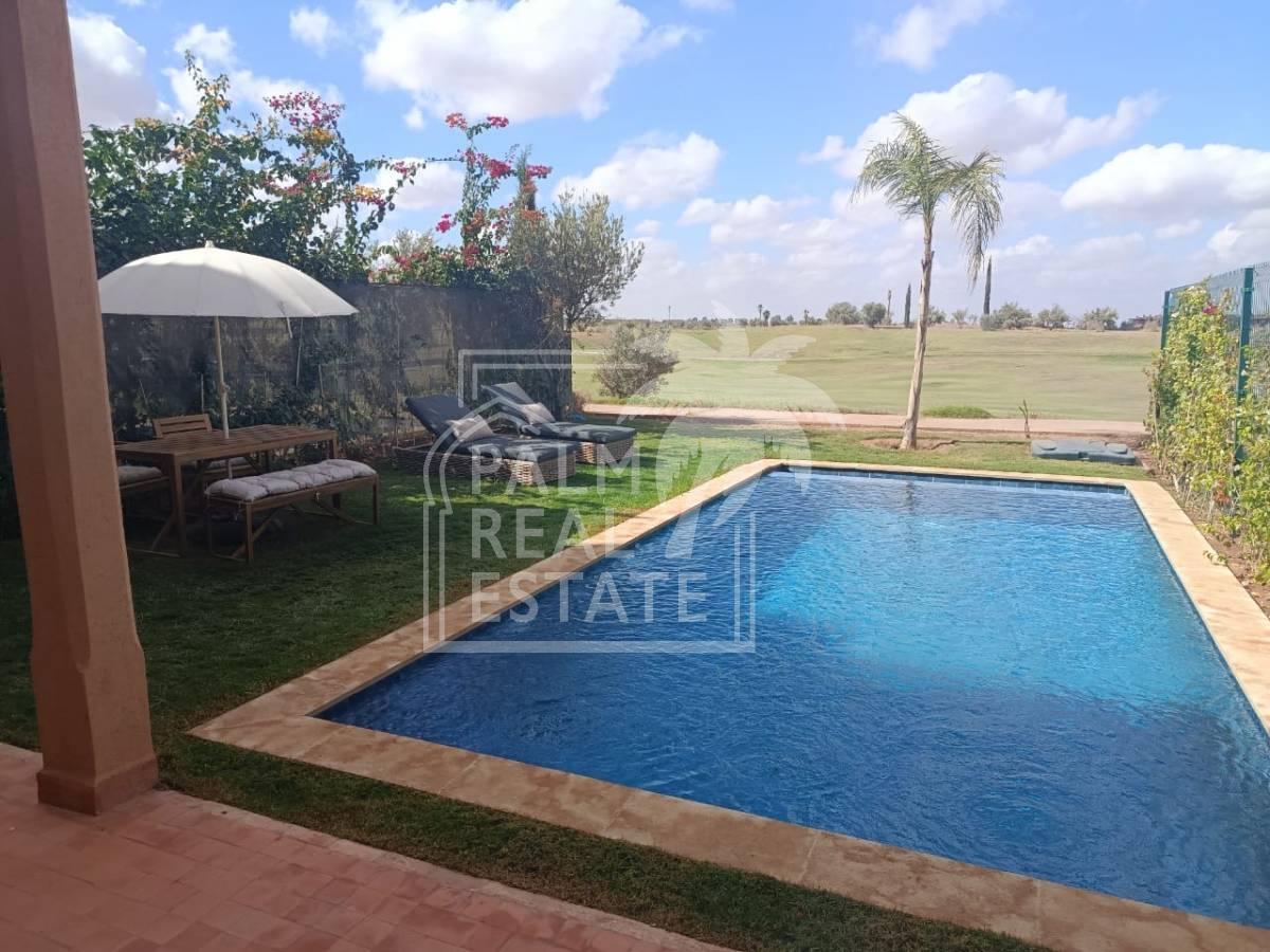 Villa semi fini sur golf à vendre