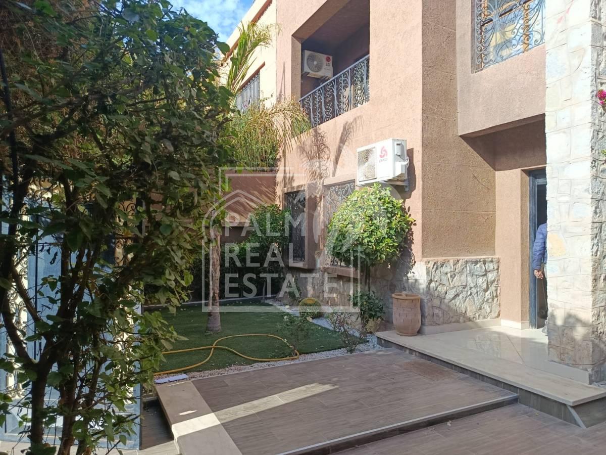 Villa à vendre – Route de Casa (10 min de Marrakech)