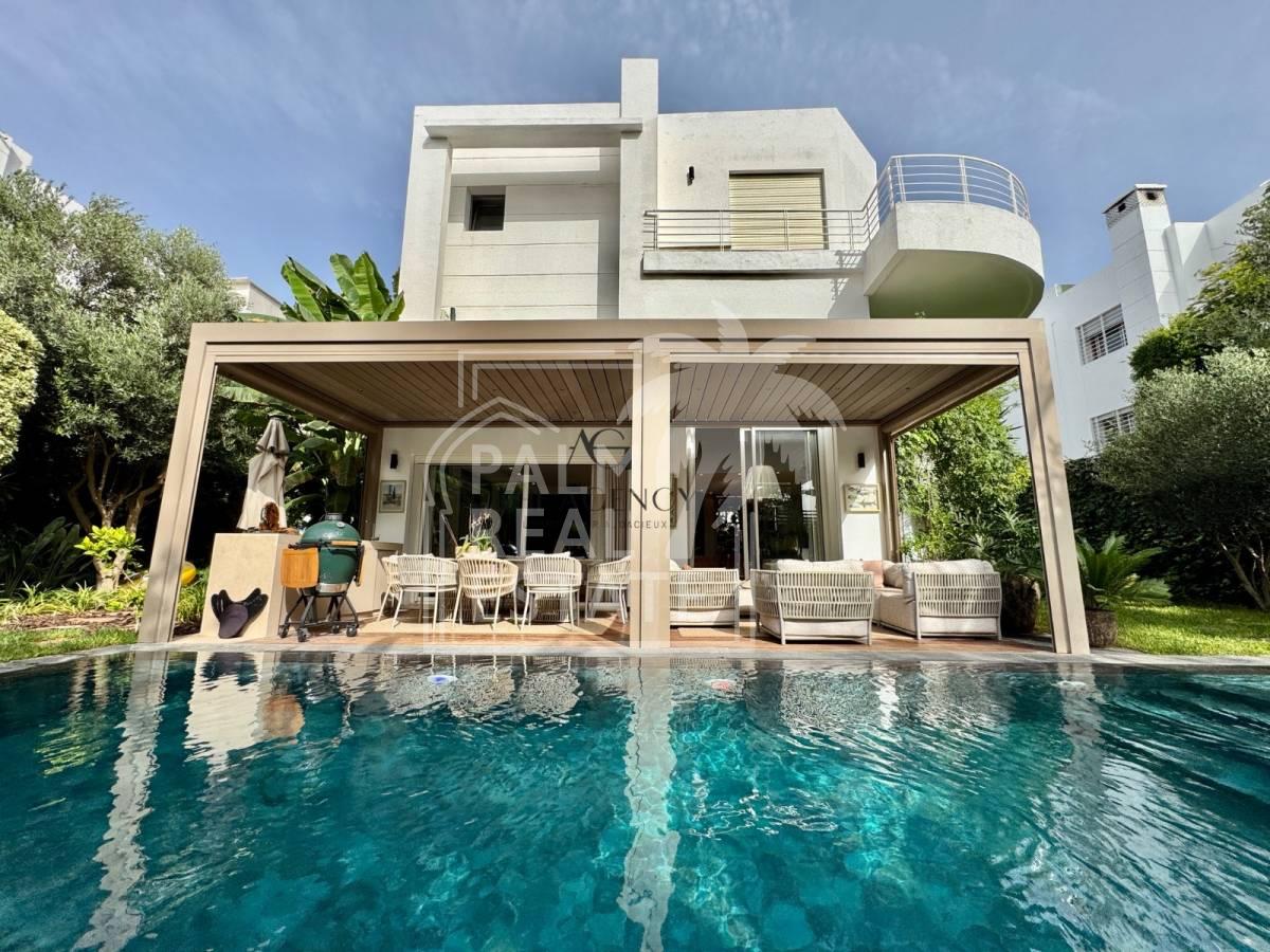 AÏN DIAB – VILLA D’EXCEPTION À LA VENTE