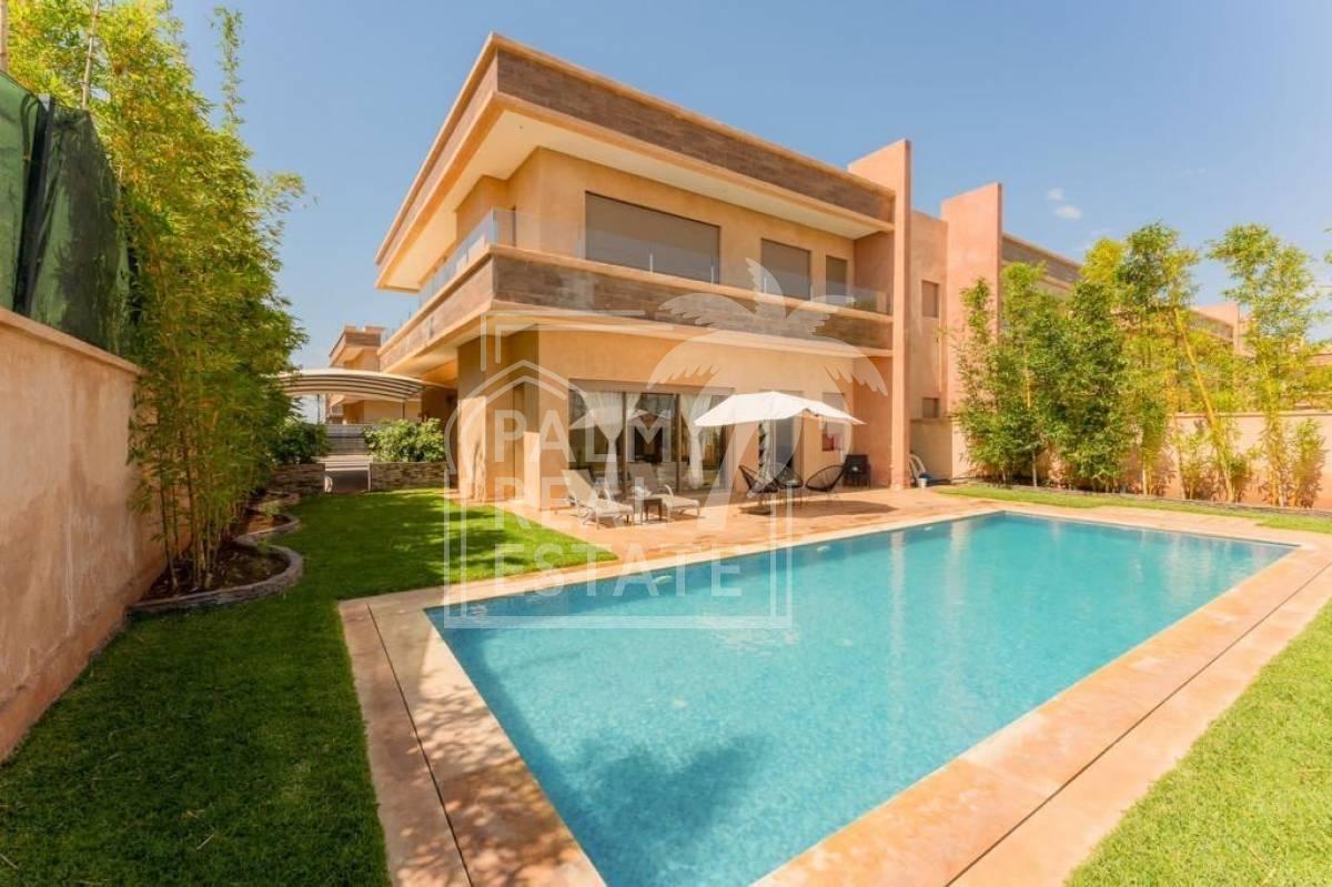 Villa de Luxe à Vendre – Quartier Agdal, Marrakech