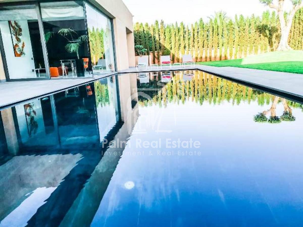 Fabuleuse villa a vendre de 900 m2 avec piscine à débordement