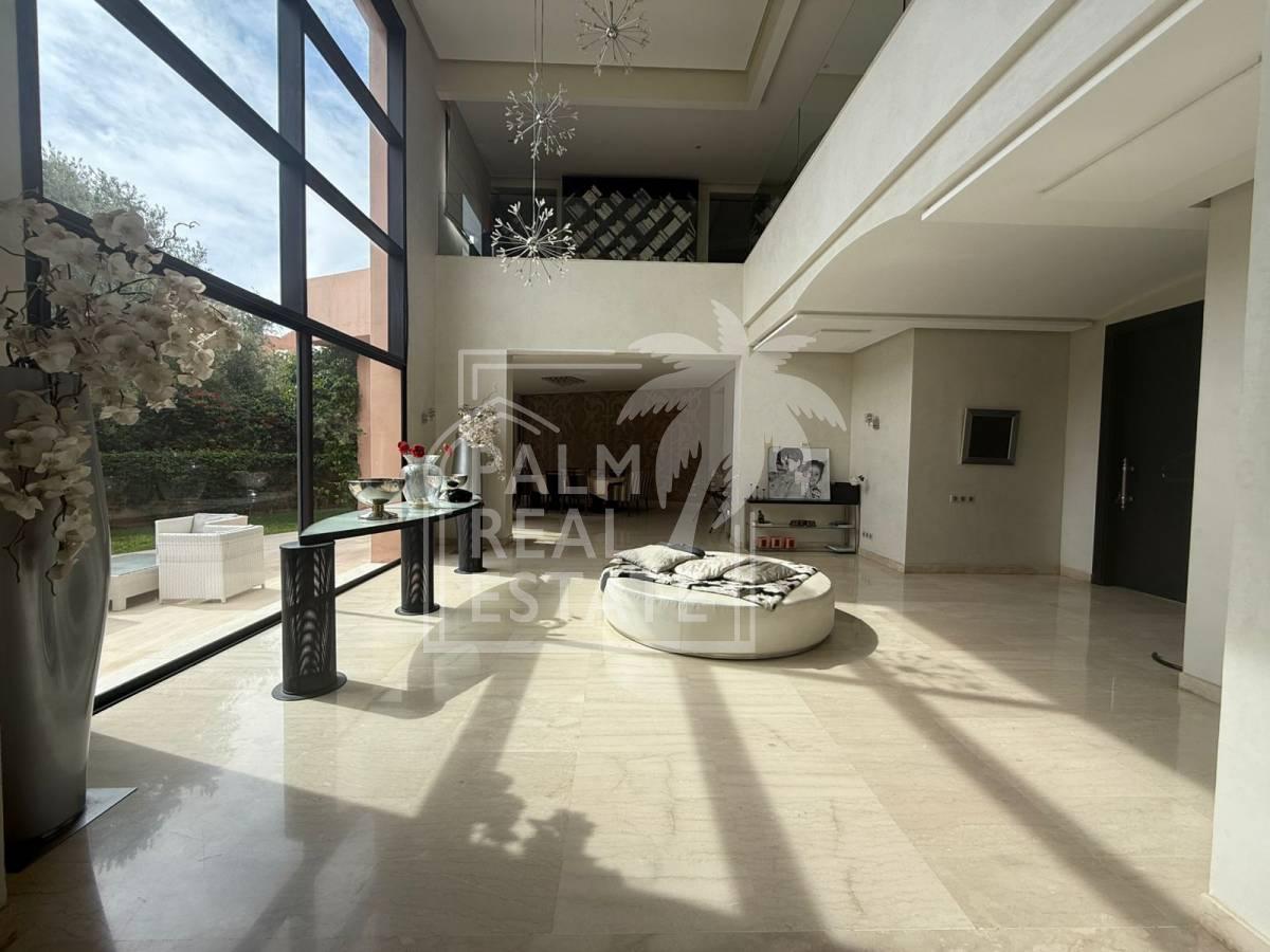 EXCLUSIVITÉ MARRAKECH – TARGA | VILLA CONTEMPORAINE DE PRESTIGE | 1 161 m² |