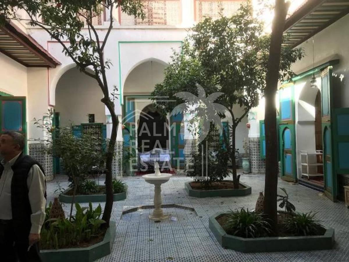 top affaire magnifique villa riad a vendre avec 7 chambres