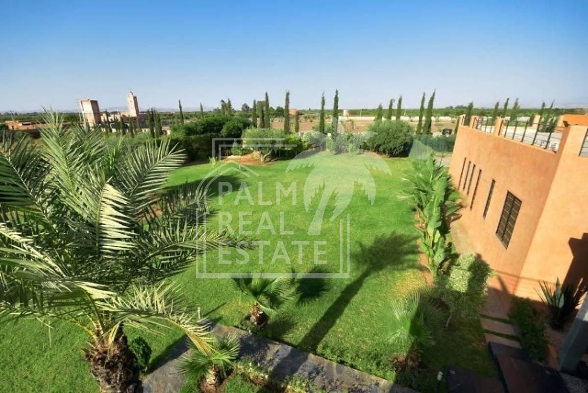 top affaire magnifique villa a vendre sur la route de ourzazate